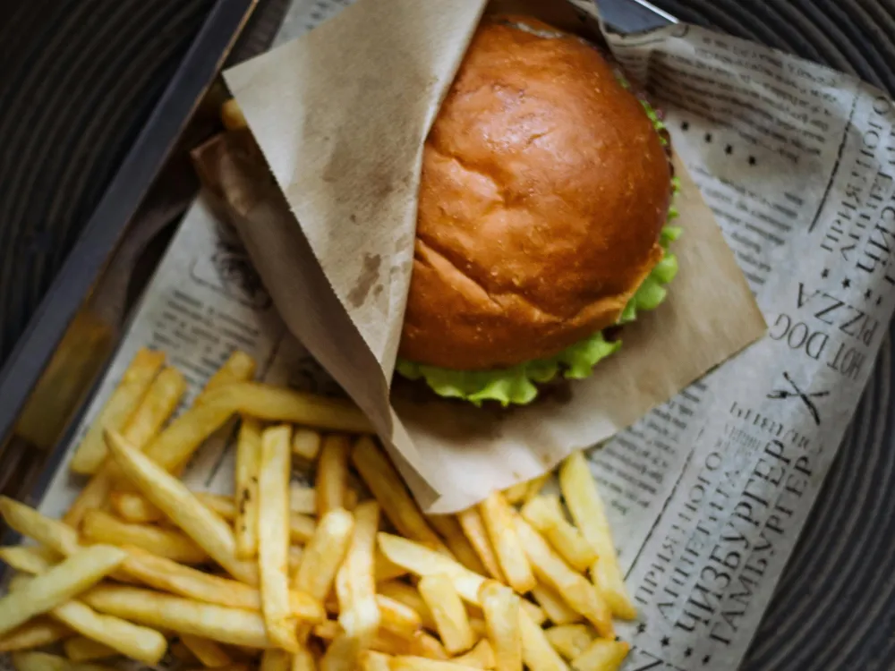 Burger + frites journal